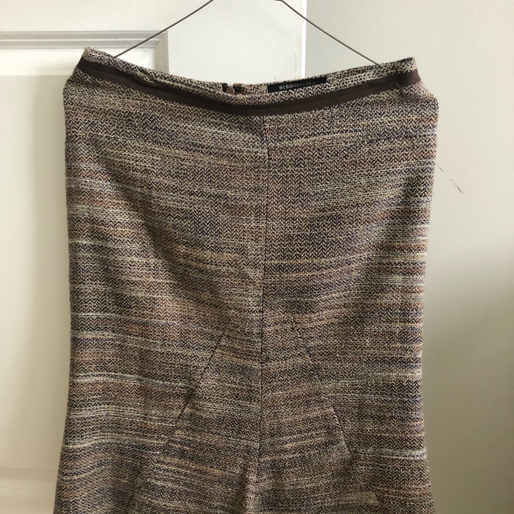 BCBG Women’s Twead Suit - Picture 3 of 5